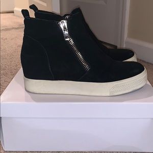 Platform Sneaker